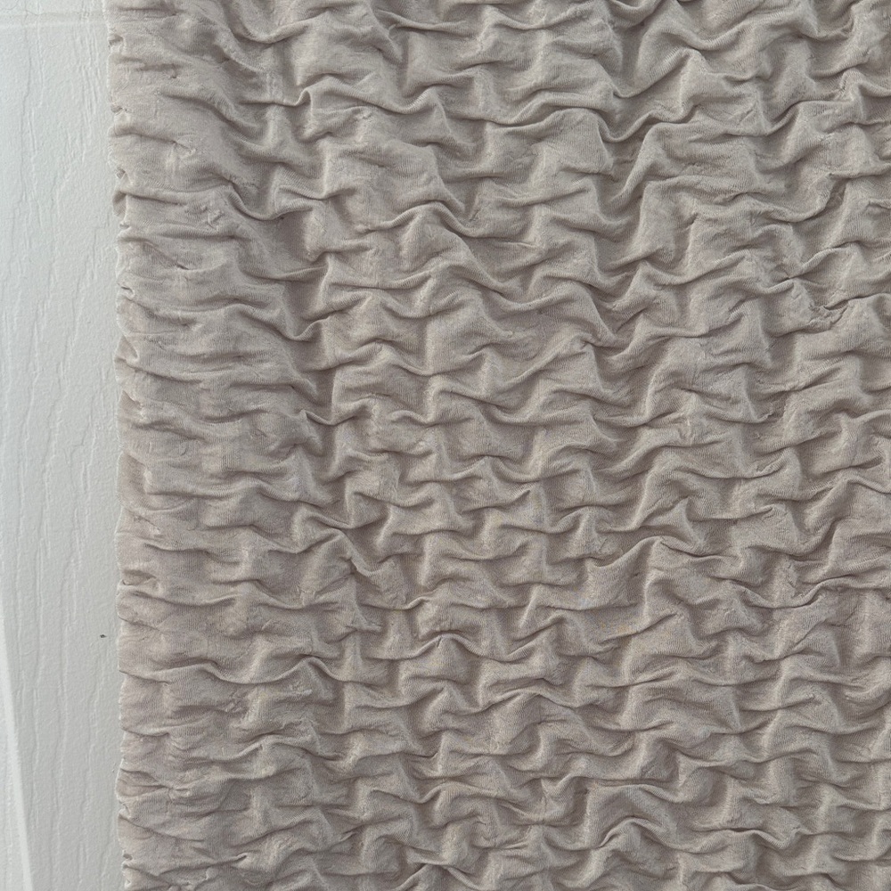 One-Shoulder Textured Cream Dress - Picture 3 of 3